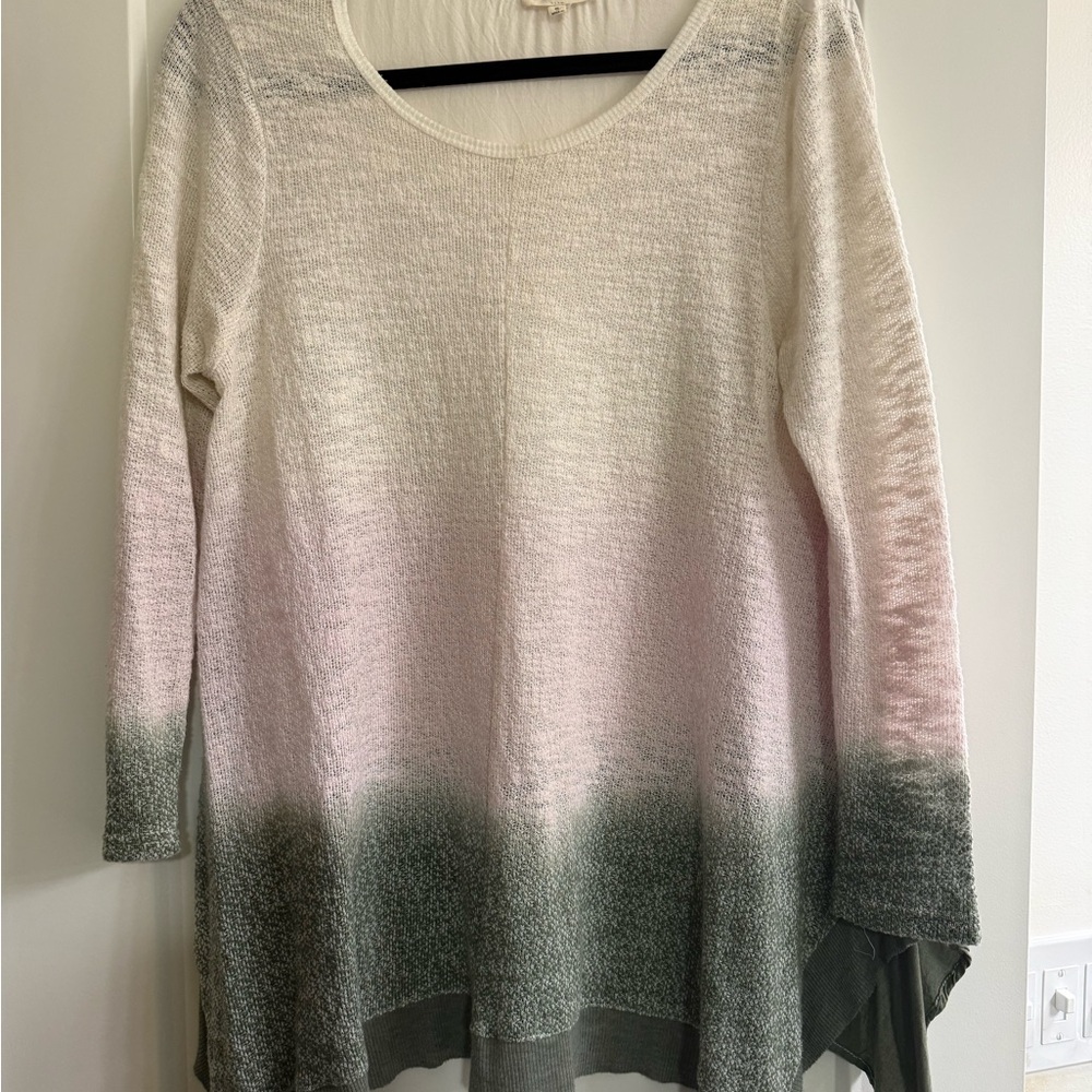 Easel White Top